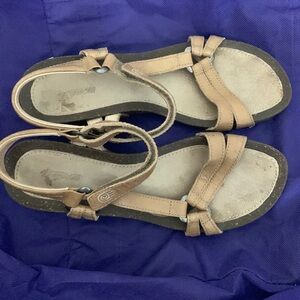 TEVA Cabrillo Crossover Wedge Sandal Women's Leather Strappy 7.5